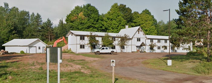 Snow Chasers Inn (Regal Country Inn) - From Web Listing (newer photo)